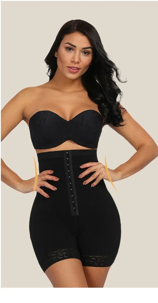 Realce Total™ - Short Moldeador.